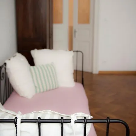 Domus Liberta - Art Nouveau Stazione 트리에스테