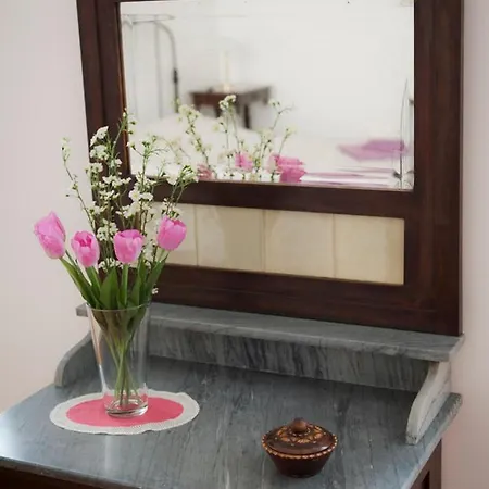 홈스테이 Domus Liberta - Art Nouveau Stazione *