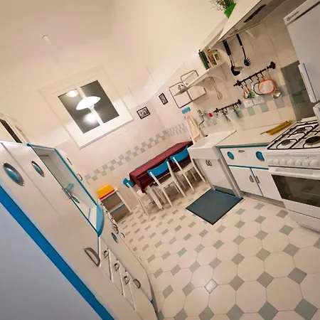 Quarto em Acomodações Particulares Domus Liberta - Art Nouveau Stazione *